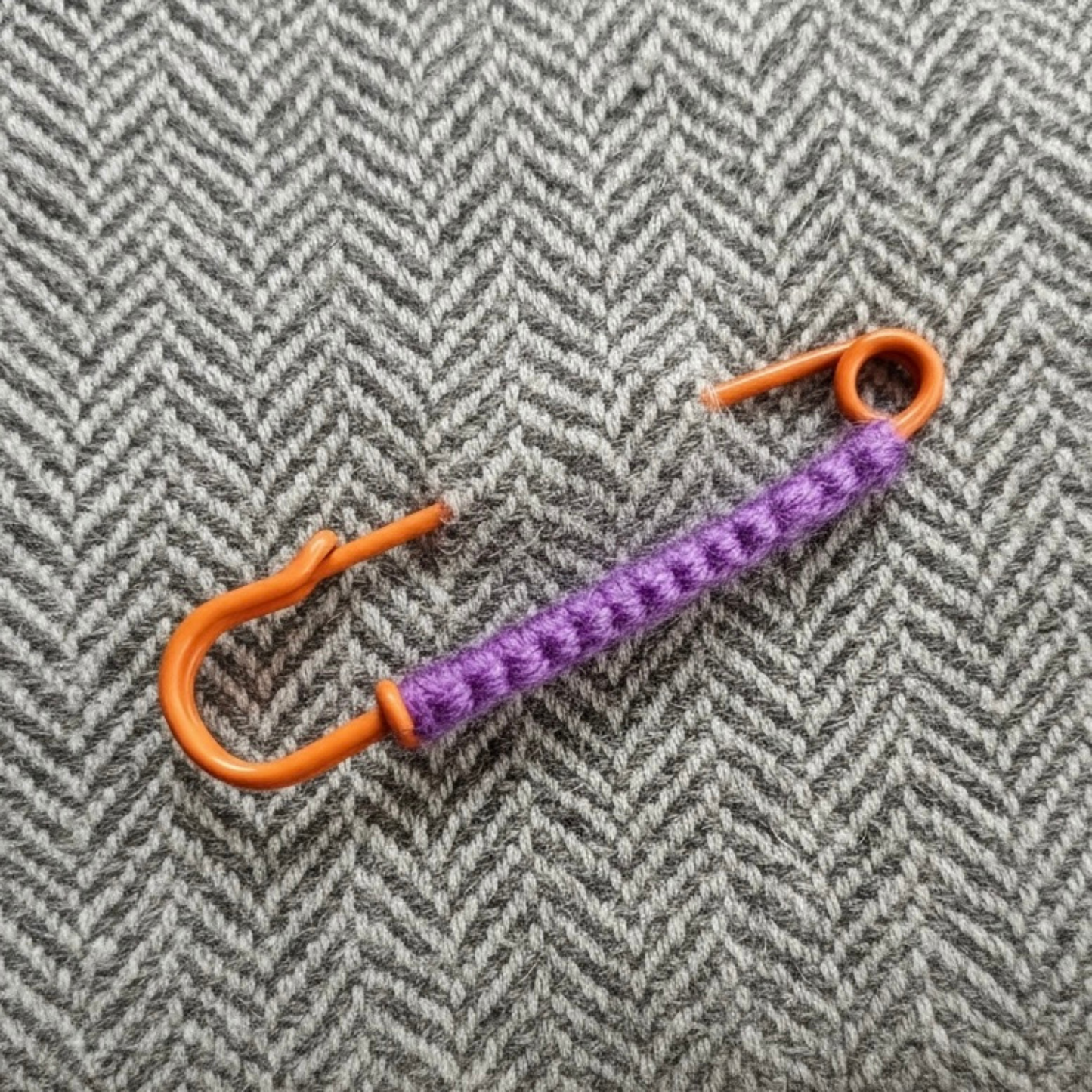 Colourful Macramé Styling Pin
