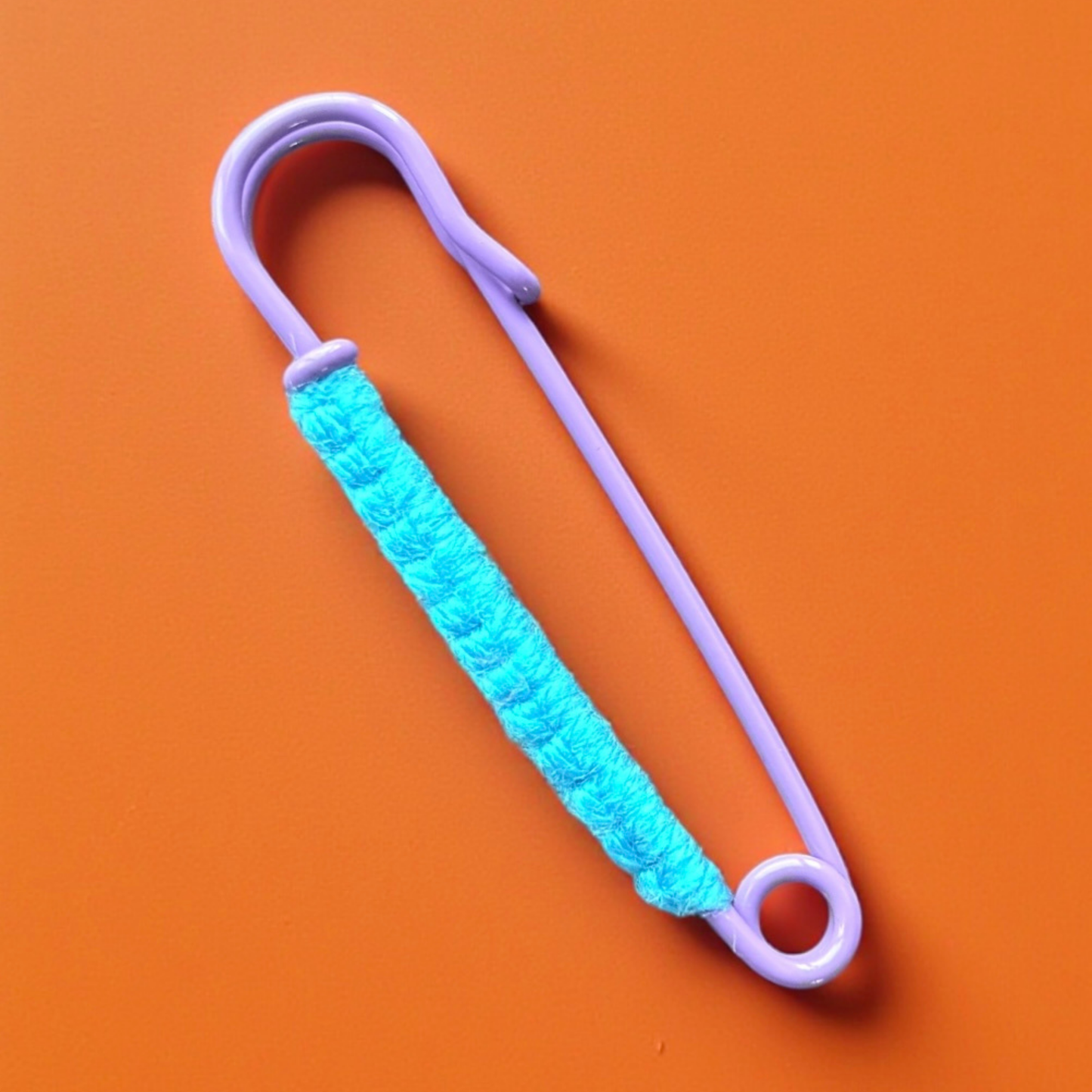 Colourful Macramé Styling Pin