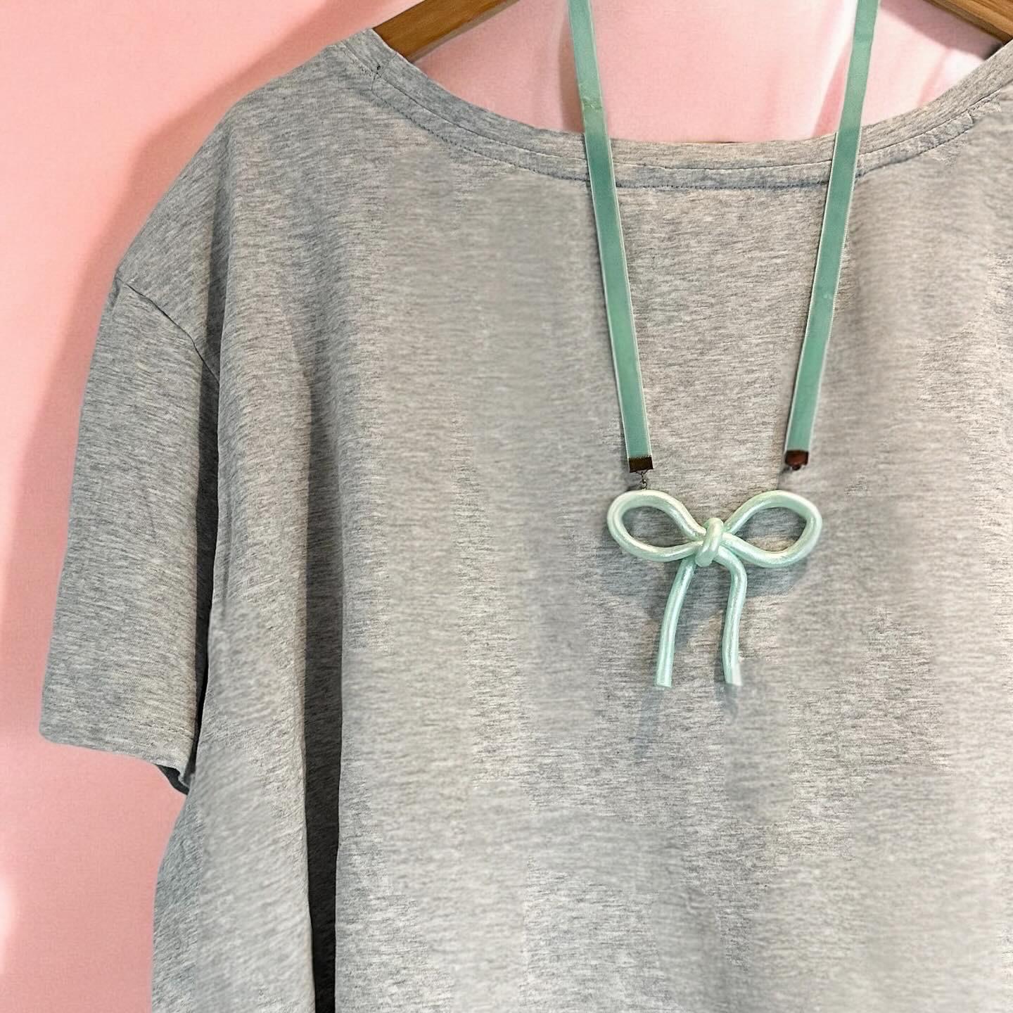 Iridescent Pastel Bow Necklace