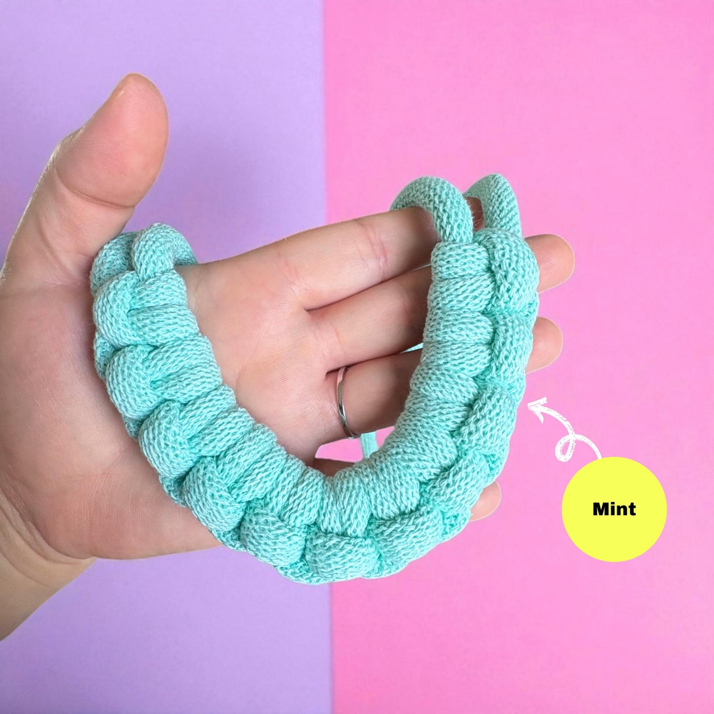 Chunky Handmade Hitch Knot Macramé Necklace