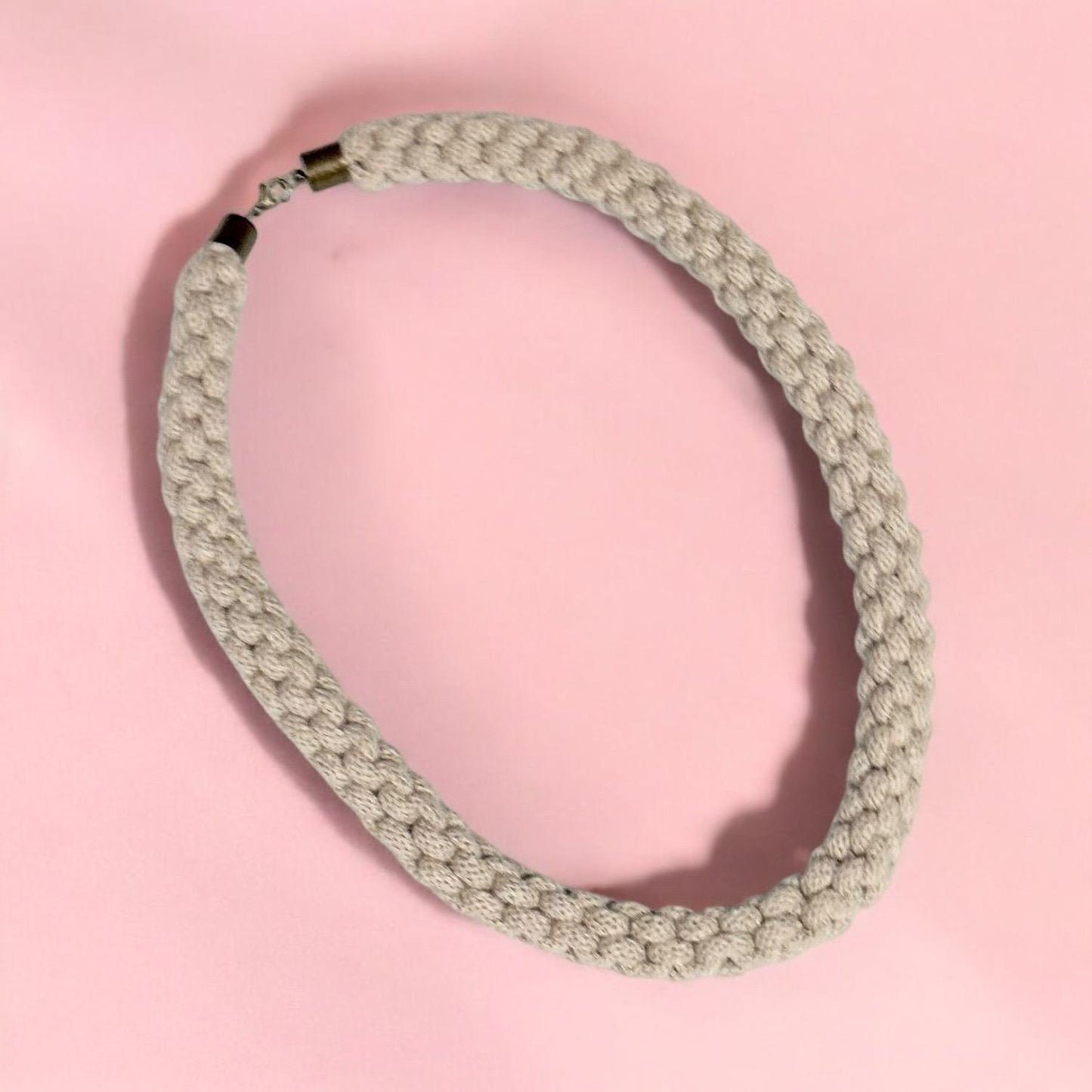 Chunky Chinese Crown Knot Necklace